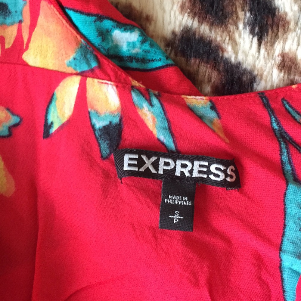 Express Tropical Ruffle Top - Picture 4 of 4